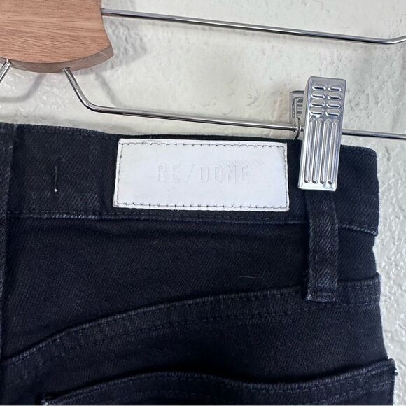 ReDone 90’s High Rise Ankle Crop in Jet Black with Rips Size 25 - Picture 9 of 12